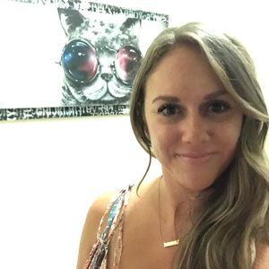 Meet your Posher, Rebecca